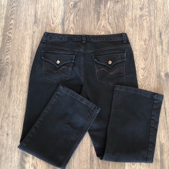 NINE WEST black “WEST END FIT BOOTCUT” jeans - Picture 4 of 5